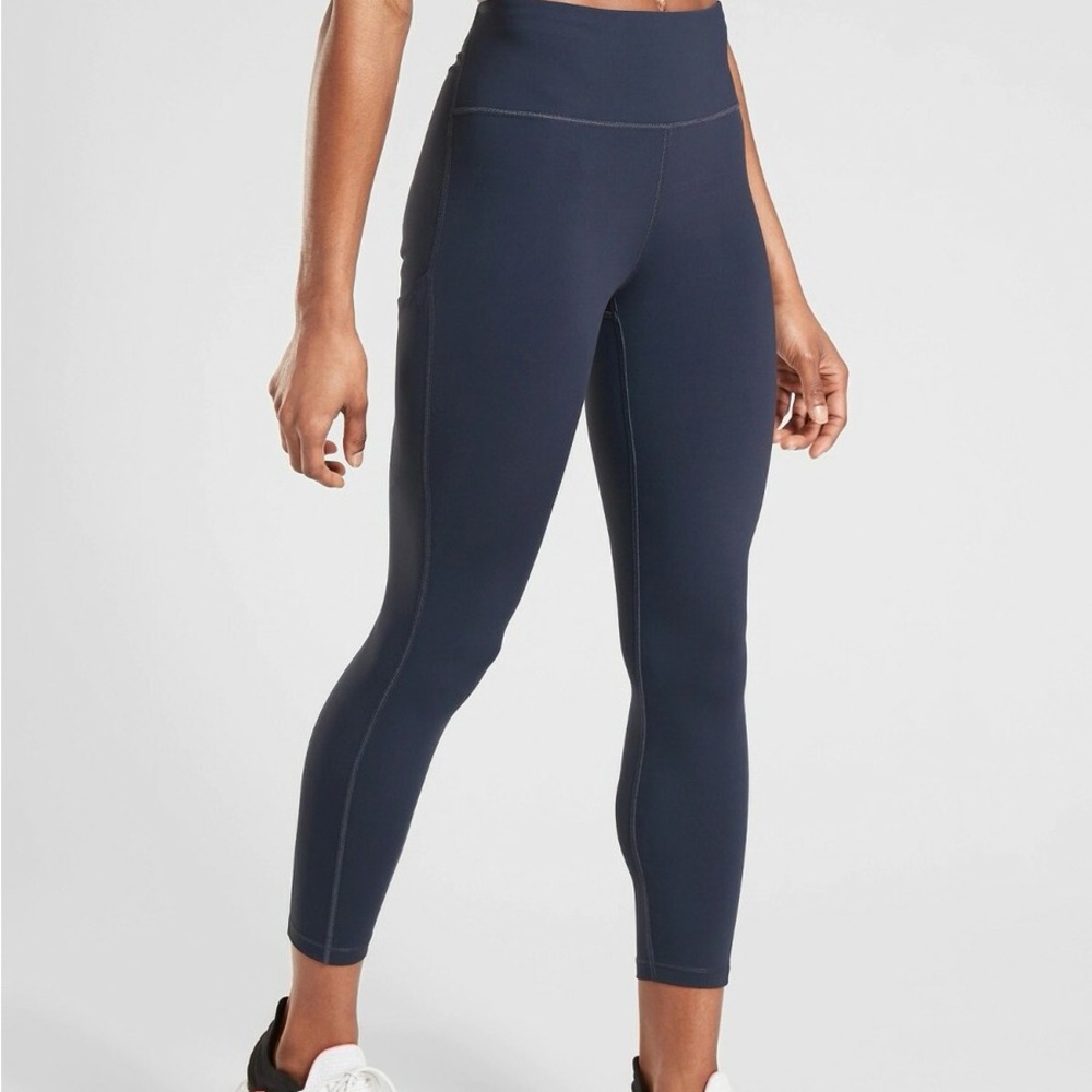 Athleta ultimate stash pocket 7/8 legging